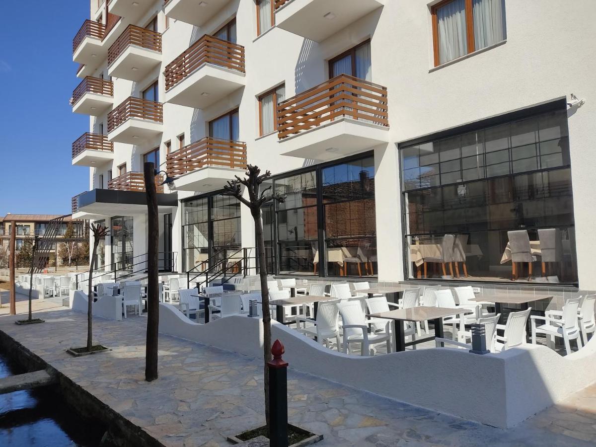Grand Hotel Pogradec Tushemisht Exterior foto