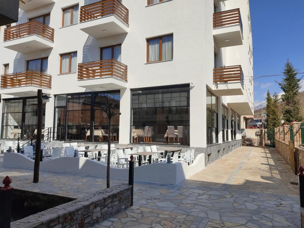 Grand Hotel Pogradec Tushemisht Exterior foto